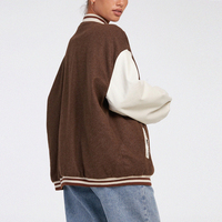 Veste universitaire personnalisée pour femmes, manches en cuir véritable, corps en laine, veste de style letterman, fournisseur direct en gros, production en vrac