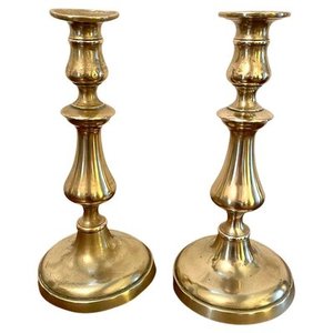 Candelabro de Aluminio Estilo Nórdico, Elegante Centro de Mesa para Bodas, Vajilla Artesanal Texturizada para Portavelas Navideños - Product Image 3