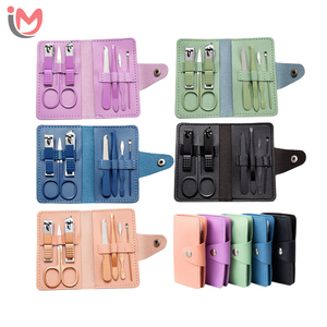 Lot de 7 outils de manucure et pédicure professionnels de luxe en acier inoxydable, lime à ongles, ciseaux, outils de soin des ongles, mini kit 10-en-1 - Product Image 1