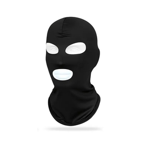 Masque Balaclava Personnalisé de Haute Qualité à 3 Trous - Product Image 4