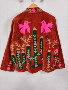 เสื้อแจ็คเก็ตปักลายซูซานีผ้ากำมะหยี่สำหรับผู้หญิง ระบายอากาศได้ดี ลายดอกไม้ งานฝีมือทำมือ เสื้อแจ็คเก็ตผู้หญิง ดีไซน์สวยงาม - Product Image 3