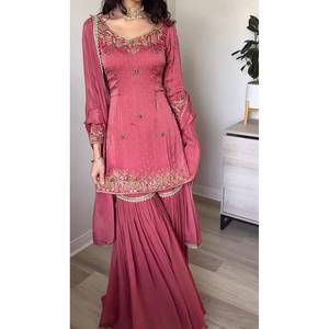 เสื้อท่อนล่างสุดและชุดเสื้อผ้าผู้หญิงมีงานปักจำนวนมาก - Product Image 2