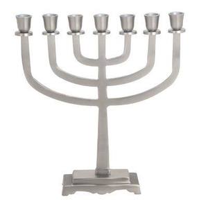 Ensemble de chandelier à neuf branches en métal foncé rustique décoratif, traditionnel juif, pour Hanouka - Product Image 6