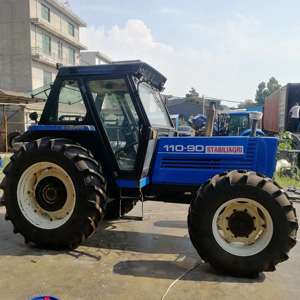 Tractor Original Italiano New Holland 110-90 de 100 HP con Motor Diésel de 4 Cilindros, Caja de Cambios y Bomba en Venta - Product Image 4