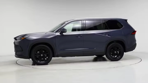 Toyota Grand Highlander Híbrido Limited AWD 2024, Seminuevo - Product Image 2
