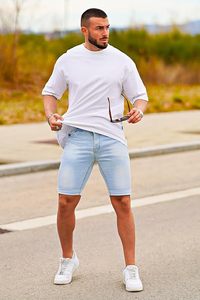 Shorts en jean décontractés pour hommes de qualité supérieure, 100% coton, unis, avec plusieurs poches, coupe ample, anti-rides et séchage rapide - Product Image 3