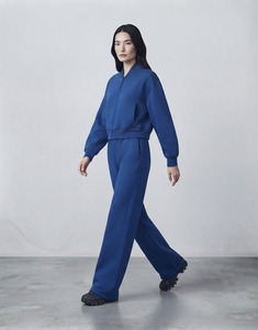<b>Women's</b> Plus Size Double Zipper 2-in-1 Design Heavyweight Loose Fit Tracksuit Set Wide Leg Sweatpants Casual Winter - Product Image 3