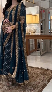 Robes de soirée et de mariée élégantes en tissu chiffon traditionnel indien et pakistanais, très tendance pour femmes. - Product Image 1