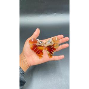 Pierre semi-précieuse sculptée en forme de papillon en ambre naturel pour la fabrication de bijoux et l'usage décoratif - Product Image 6