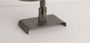 Candélabre à 5 lumières en fer forgé fait main, finition étain antique, support de bougies coniques en métal martelé, centre de table - Product Image 3