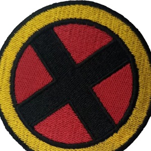 Patch brodé thermocollant avec éléphant et logo rouge, forme irrégulière, applique en feutre non tissé, badge décoratif - Product Image 3