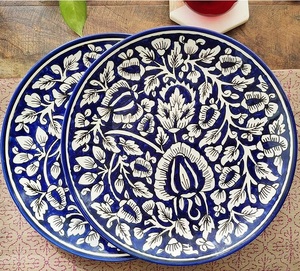 Platos y Vajillas de Cerámica Azul con Diseños Florales y Motivos para Decoración de Paredes, Uso Doméstico y Hotelero a Precio de Mayoreo - Product Image 2