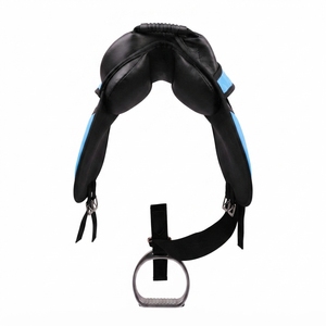 Selle d'équitation anglaise confortable en cuir PU premium, équipement équestre pour l'entraînement, les loisirs et la pratique à l'extérieur - Product Image 2