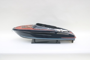 Modèle de bateau à moteur Dolceriva, modèle artisanal en bois, design moderne, décoration autoportante, objet de collection - Product Image 5