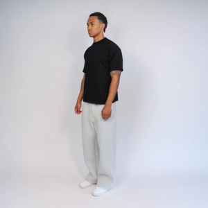 เสื้อยืดโอเวอร์ไซส์ OEM ผ้าฝ้าย 320 GSM หนัก ทรงสตรีทแวร์ รับผลิตแบรนด์ส่วนตัว เสื้อเปล่า - Product Image 3