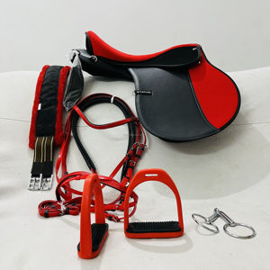 ENSEMBLE DE SELLE ENDURANCE DE CHEVAL DE HAUTE QUALITÉ AVEC ACCESSOIRES CORRESPONDANTS ET COULEURS PERSONNALISÉES - Product Image 3