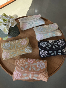 Pochette élégante à rabat floral, sac à main de soirée à motif floral pour femme, accessoire pour réception de mariage et occasions festives - Product Image 6