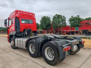 Camion tracteur d'occasion Sinotruk Hohan 6x4, 10 roues, 371 CV, 420 CV, poids lourd, diesel, avec siège à suspension pneumatique gauche et écran tactile - Product Image 5