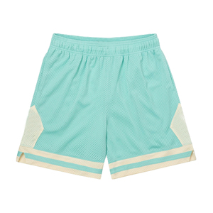 Shorts de plage décontractés personnalisés avec logo OEM, en maille respirante par sublimation, taille élastique, séchage rapide, grandes tailles, couleur unie - Product Image 1