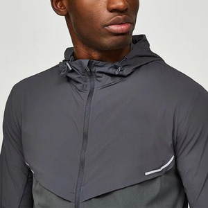 Veste coupe-vent légère et résistante au vent pour homme, idéale pour les activités de plein air, avec logo personnalisé sur le devant, vente en gros, très demandée - Product Image 4