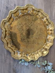 Plateau élégant en laiton fait main, accessoire de service décoratif pour table à manger, maison, restaurant, événements hôteliers - Product Image 6