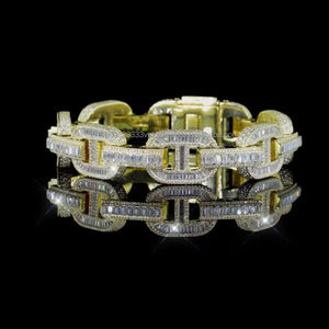 Pulsera Cubana de Plata de Ley 925 con Diamantes Simulados de Corte Baguette Estilo Mariner Iced Out para Regalos de Boda o Compromiso - Product Image 1