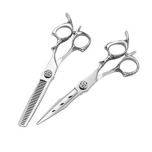 Ciseaux de barbier en gros pour les soins capillaires professionnels, ciseaux de coupe de cheveux personnalisés pour l'équipement de salon - Product Image 3