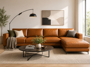 Canapé sectionnel moderne en cuir cognac avec chaise longue et pieds métalliques fins pour un salon de luxe, canapé en cuir - Product Image 1