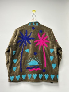 Veste bomber en velours premium brodée Suzani pour femmes, faite à la main, style bohème ethnique, florale, écologique, légère, indienne, automne-hiver - Product Image 3
