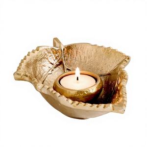 Portavelas de Lujo con Hojas Doradas, Ecológico, Sin Plomo, Duradero, Hecho a Mano, de Latón, Decoración para el Hogar, Navidad - Product Image 1