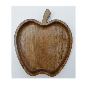 Accessoire de service traditionnel en bois avec une artisanat durable, un support pratique et une valeur esthétique rehaussée pour la présentation des plats. - Product Image 4