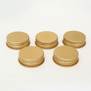 Capsules en aluminium écologiques, bouchons à vis de qualité alimentaire pour bouteilles de jus et d'eau minérale, taille personnalisée, fabricant Pavico Vietnam - Product Image 1