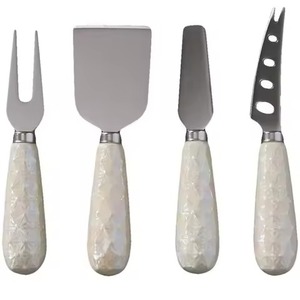 ชุดมีดสแตนเลสสำหรับชีส พร้อมที่ตัดชีส อุปกรณ์เสริมสำหรับเสิร์ฟในครัว - Product Image 6