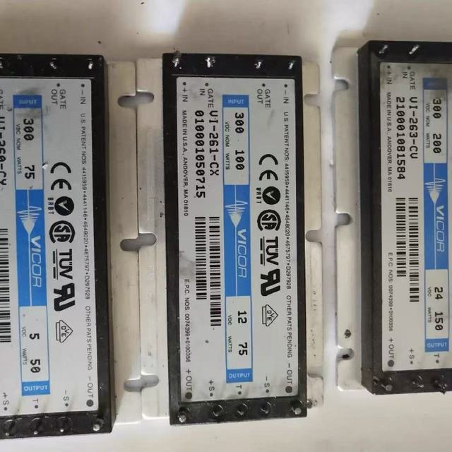 Refurbs VI-B70-IX Isolated Module DC DC Converter 1 Output 5V 15A 100V - 375V Input Electronic Component