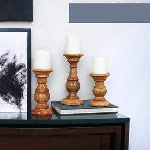 Juego de 3 Portavelas de Madera Estilo Columna, 6, 8 y 10 Pulgadas de Diámetro, 4 Pulgadas de Altura, Decoración para el Hogar - Product Image 4