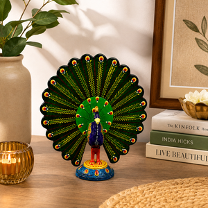 Figurine de paon en métal contemporaine artisanale |   Décoration d'intérieur colorée, cadeaux et présentoirs de table - Product Image 6