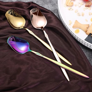 Ensemble de couverts en or rose, finition miroir haute brillance, élégants en acier inoxydable pour les dîners de mariage - Product Image 5