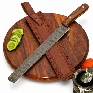 Couteau de cuisine artisanal en acier Damas de qualité industrielle, fabriqué sur mesure par Ahmad Fabric, lame de 15 cm, manche en bois, pointe tombante, étui en cuir. - Product Image 1