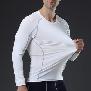 Camiseta deportiva de alto rendimiento, de manga larga, hecha con material reciclado sostenible, de alta elasticidad, que absorbe la humedad y tiene un tacto suave. - Product Image 3