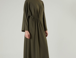 Robe maxi élégante de style Abaya de Dubaï pour femmes, avec une forme ronde simple, vêtements islamiques pour femmes, vêtements arabes, vêtements du Golfe - Product Image 2