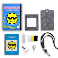 Kit de broderie pour débutants, kit de porte-cartes au point de croix avec ensemble complet d'outils, tissu non tissé, émoticônes