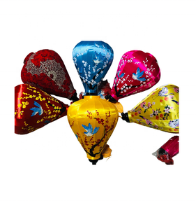 Lanterne en soie Hoi, lampe élégante faite à la main, matériau en soie vif, rechargeable à l'énergie solaire, garantie de 4 ans, utilisation en camping, origine Vietnam - Product Image 6