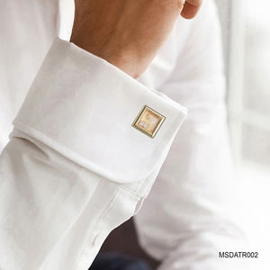 Boutons de manchette VIP en agate blanche plaqués or 18 carats - Bijou de luxe Feng Shui pour homme |   MSDATR002 |   Collection Tinh Vu |   Vietnam - Product Image 3