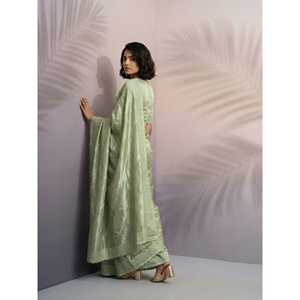 ผ้าไหมราสเบอร์รี่สีชมพูอ่อนน้ำหนักเบาสำหรับงานเทศกาล พร้อมงานปักเลเฮริยาบนผ้าไหมและขอบประดับเลื่อม รวมเสื้อคลุม - Product Image 2