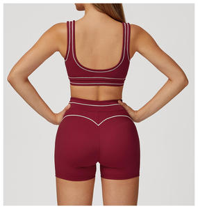 Venta al por mayor de ropa de yoga y pilates de marca famosa: Top halter con cuello en V profundo, cintura alta, transpirable, elástico, sin costuras, de spandex acanalado frontal. - Product Image 2