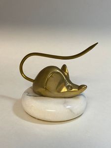 Prensapapeles con Figura de Gato Durmiendo en Latón Antiguo con Diseño Clásico – Soporte Decorativo para Papel para Estudio y Espacio de Trabajo - Product Image 2