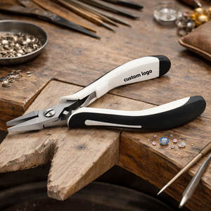 Pince à bec plat professionnelle 115 mm en acier inoxydable de haute qualité pour la fabrication de bijoux, la perlage, le filage et l'artisanat - Product Image 4