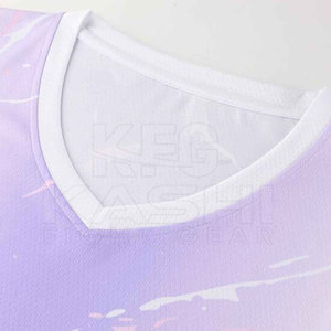 Uniforme de Baloncesto 2026 Fabricado en Pakistán, 100% Poliéster, Absorbente de Humedad, Disponible en Varios Tamaños, Colores y Estilos, Adecuado para - Product Image 3