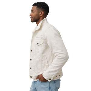 Veste en jean ton sur ton avec armoiries Kappa Alpha Psi, vêtement de fraternité grecque au design classique, confort premium et coupe élégante - Product Image 3