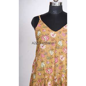 Robe moulante mi-longue à col carré en coton écologique pour femmes, imprimé numérique floral, sexy, moderne, vintage - Product Image 3